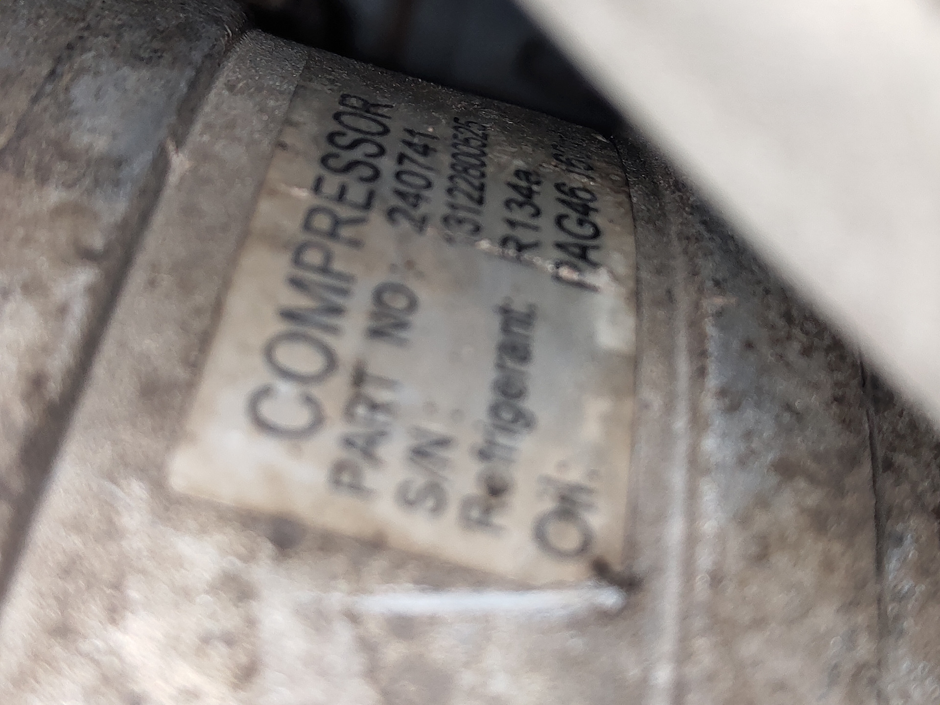 Компрессор Cargo 240751 — Volkswagen Golf Mk5 бензин, 1,4 л, 2008 года ...