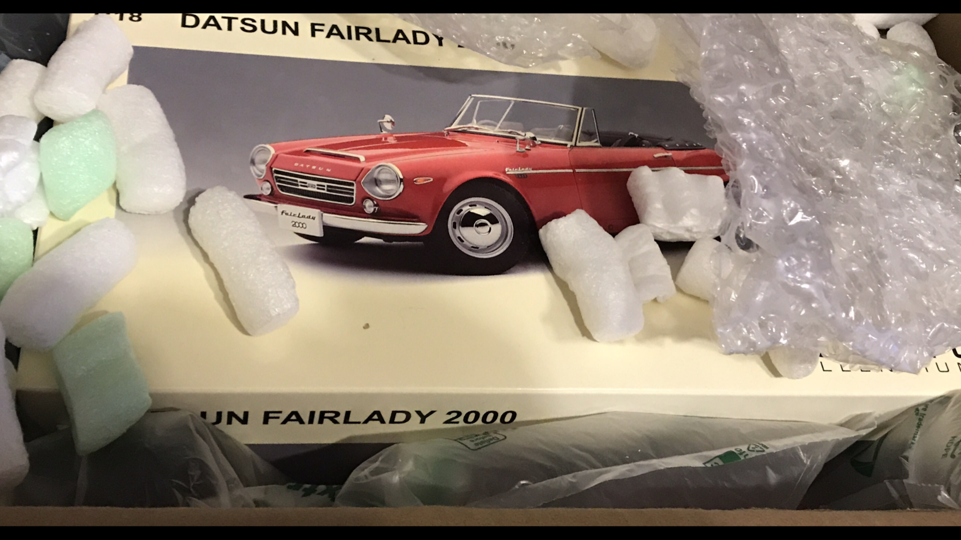 Datsun Fairlady 2000 (SR311), 1967 (1/18 AUTOart #77431