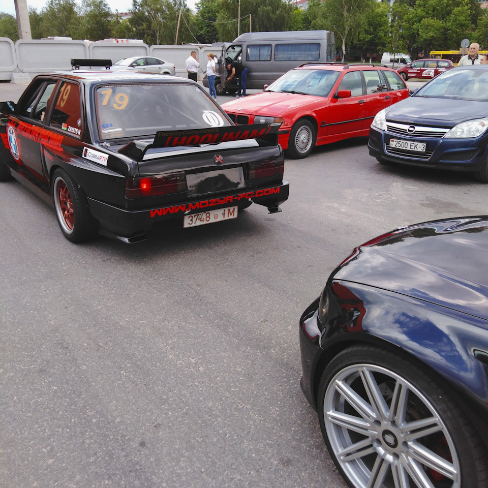 320hp 2JZ GTE-Powered BMW E30 Drift Car