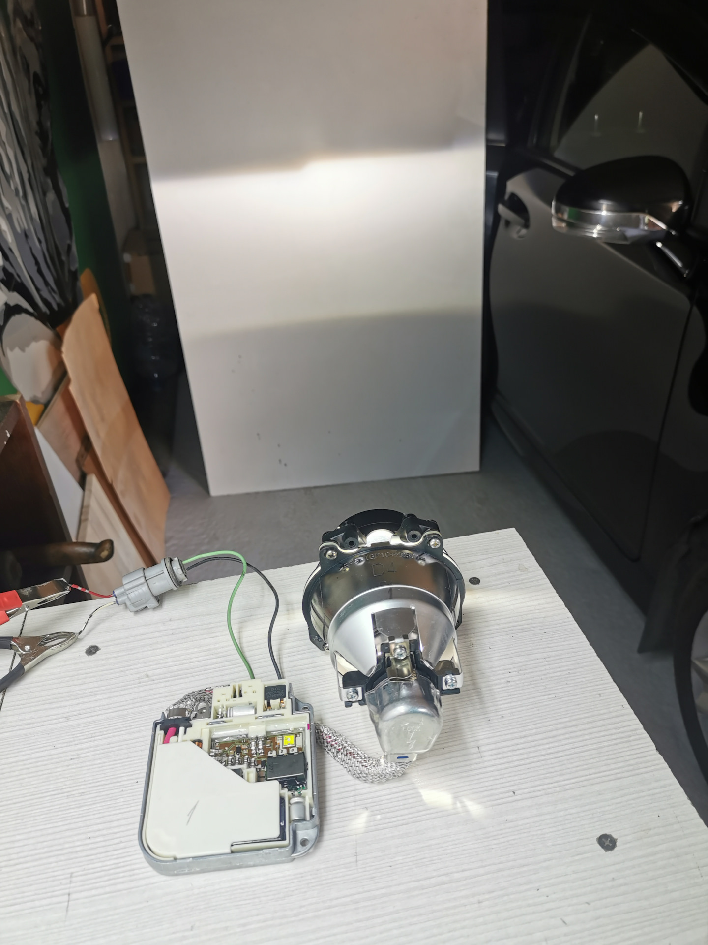 Установка Bi-LED линз Aozoom A3+ — Toyota Wish (AE20) бензин, 1,8